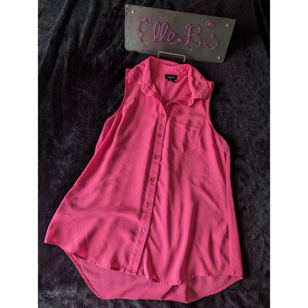EUC Rue 21 Neon Pink Button Front Tank S